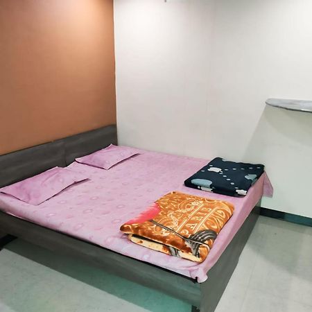 Kailash Kuti Guest House Ujjain Eksteriør bilde