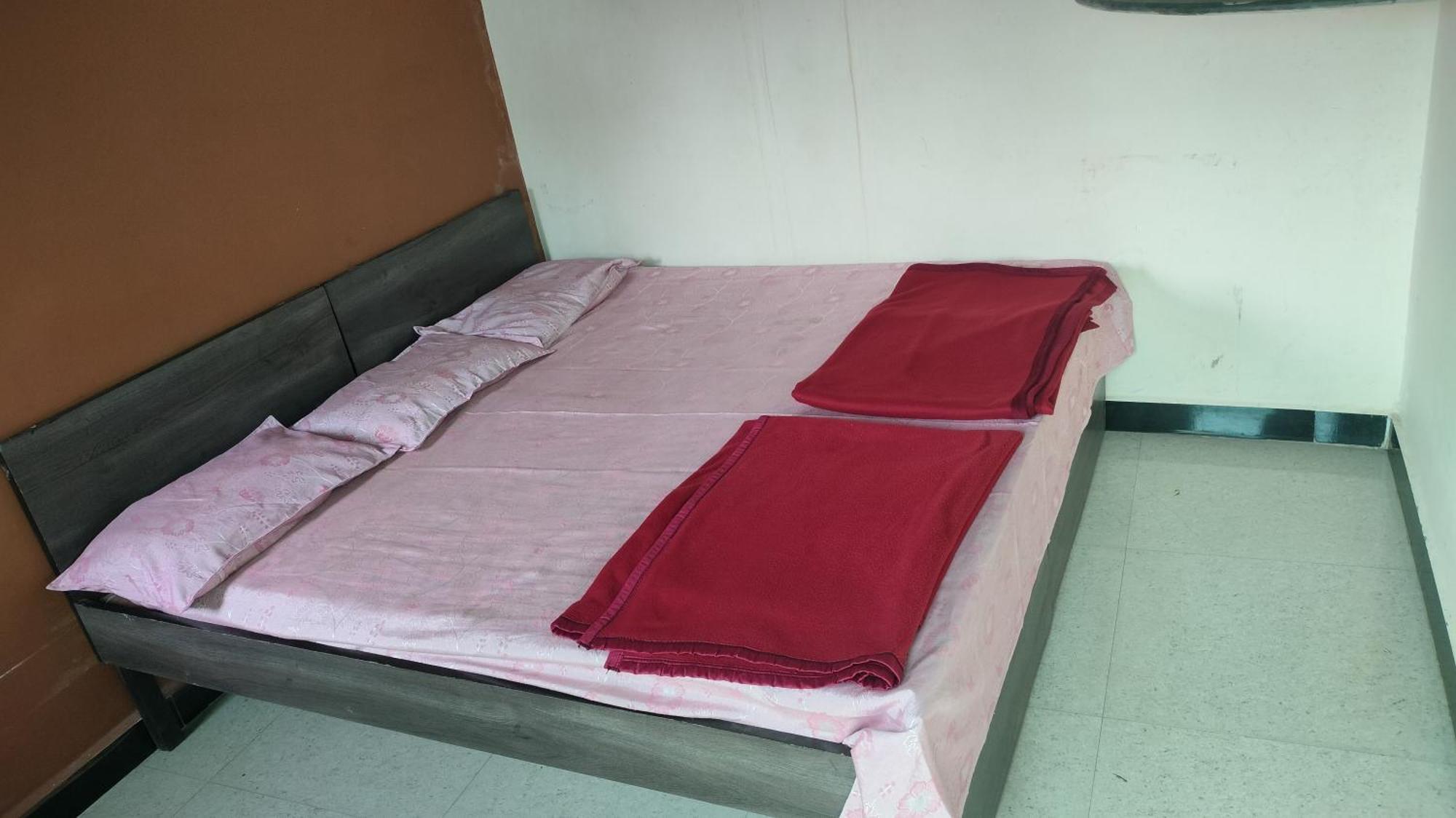 Kailash Kuti Guest House Ujjain Eksteriør bilde